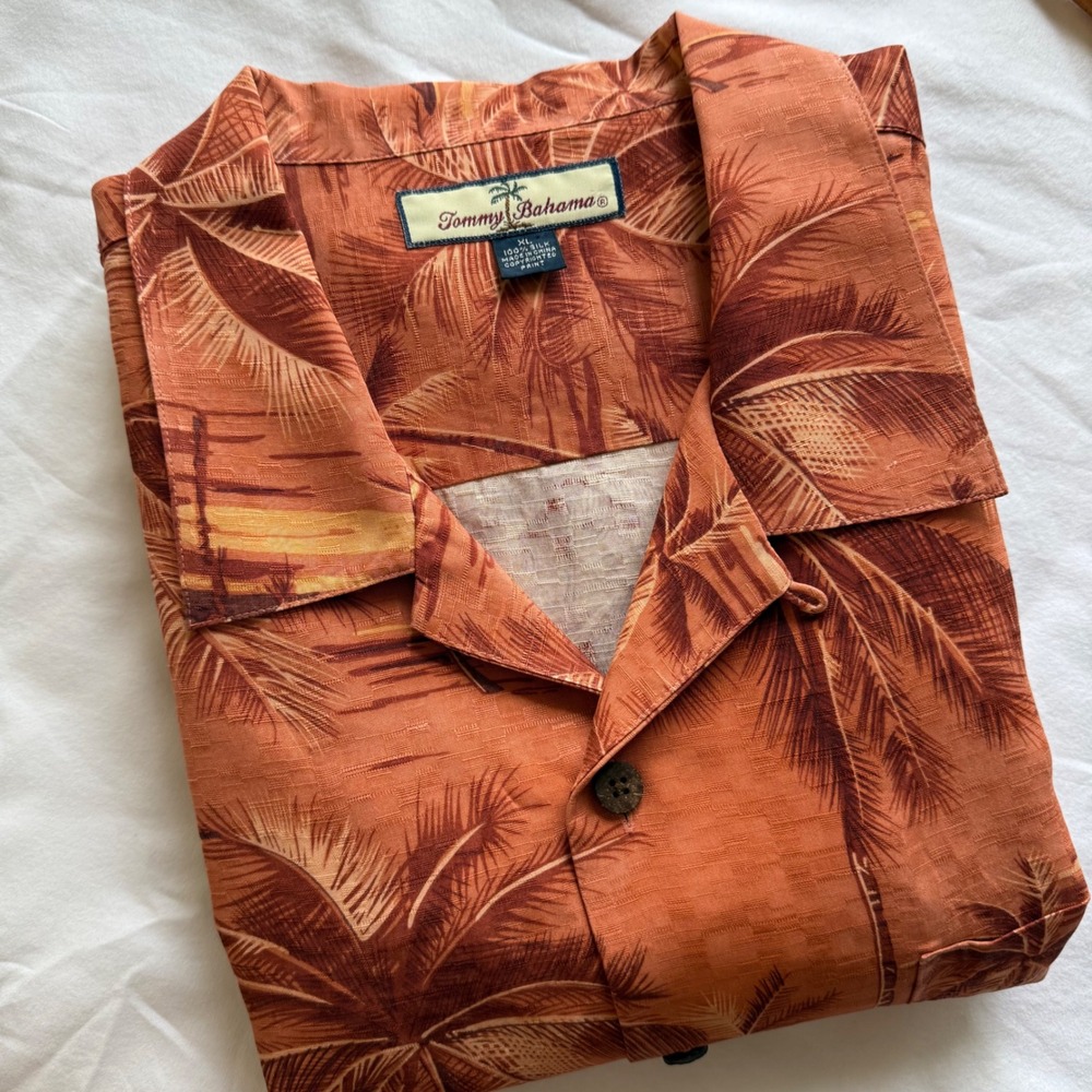 VTG Tommy Bahama Mens XL Silk Palm Tree Sunset Camp Shirt Orange Short Sleeve - Picture 10 of 10